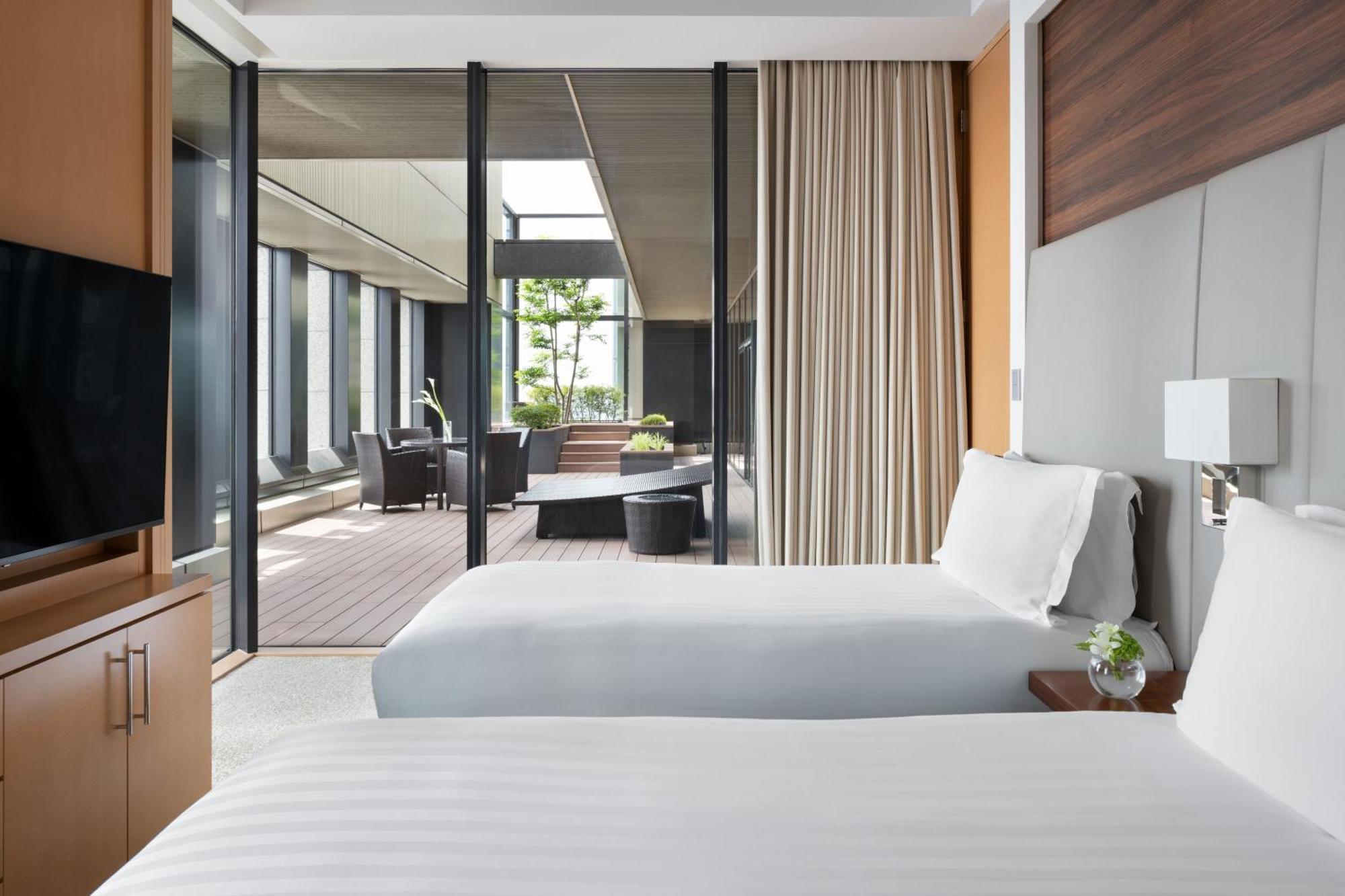 Intercontinental By Ihg Hotel Osaka