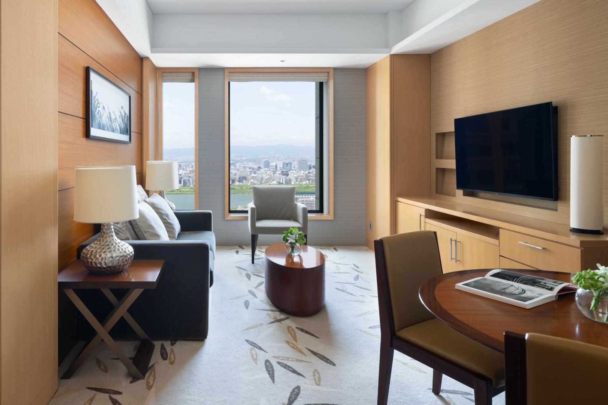 Intercontinental By Ihg Hotel 5*